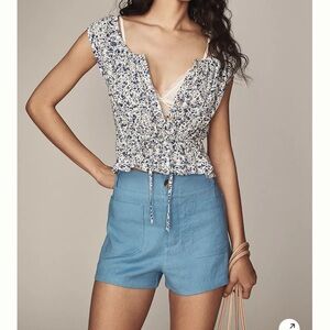 MAEVE Anthropologie The Colette High Rise Shorts Size 31 Blue Linen Blend
